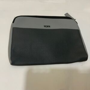 TUMI Small Toiletry Pouch for Delta Makeup Travel Pouch